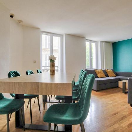 2 Bedrooms Tour Eiffel Breteuil París Exterior foto